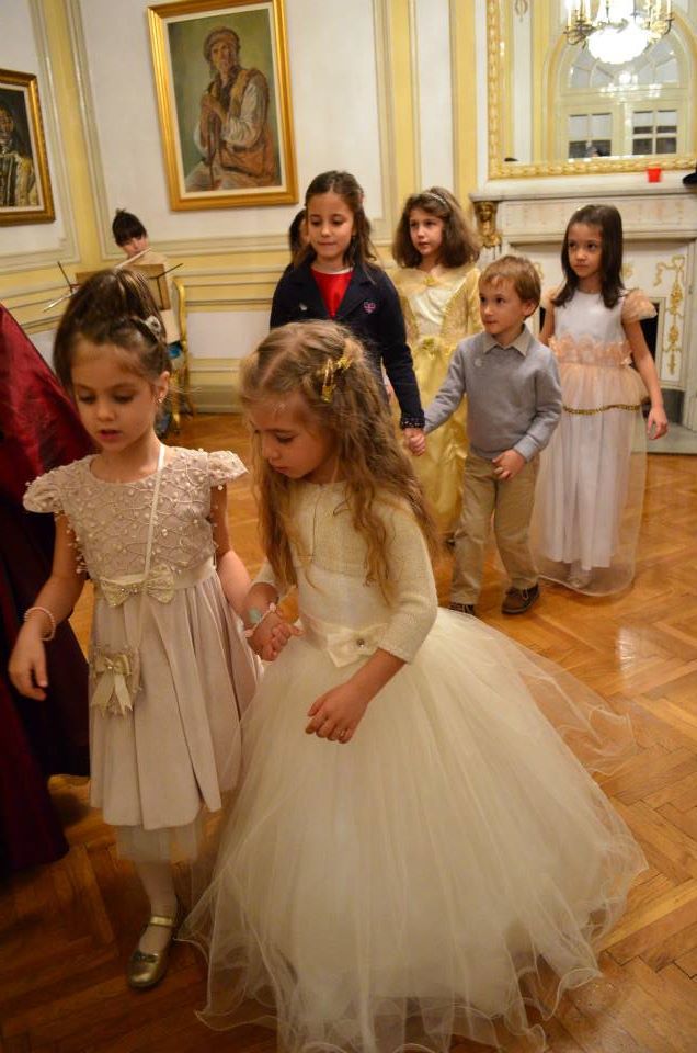 Da’ de ce ne-a invitat baronul la bal?