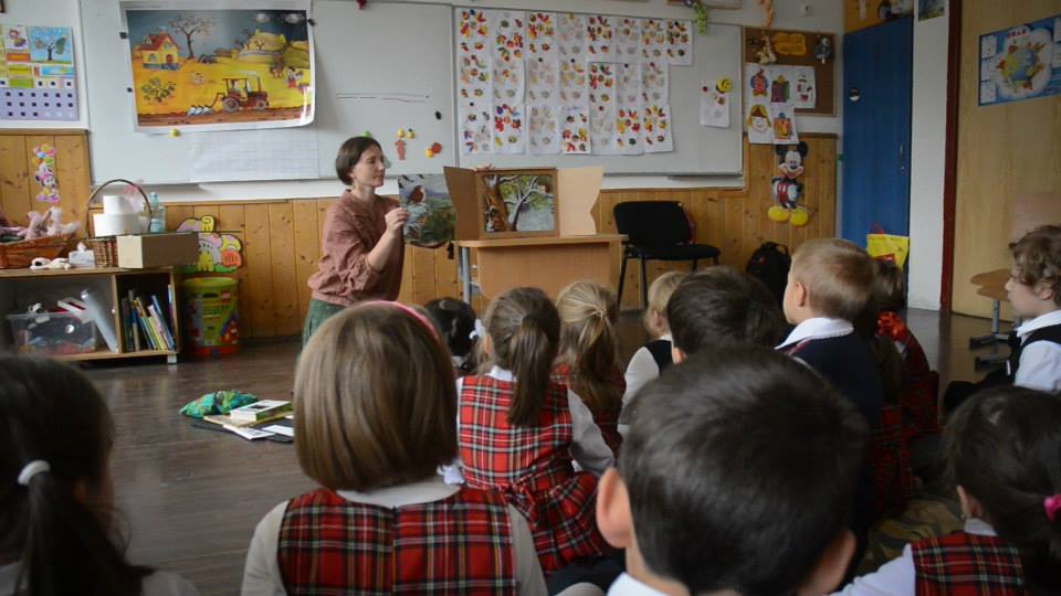 Din proiectul Kamishibai – la povești să spunem ”Hai!”