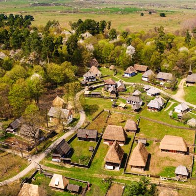 S-a lansat un nou proiect: Afară/Înăuntru